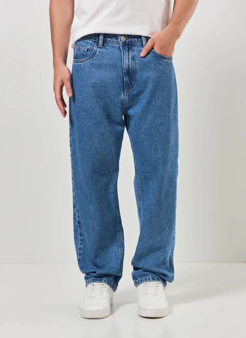 calça reta jeans