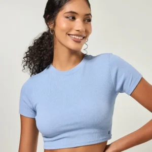 blusa básica cropped azul